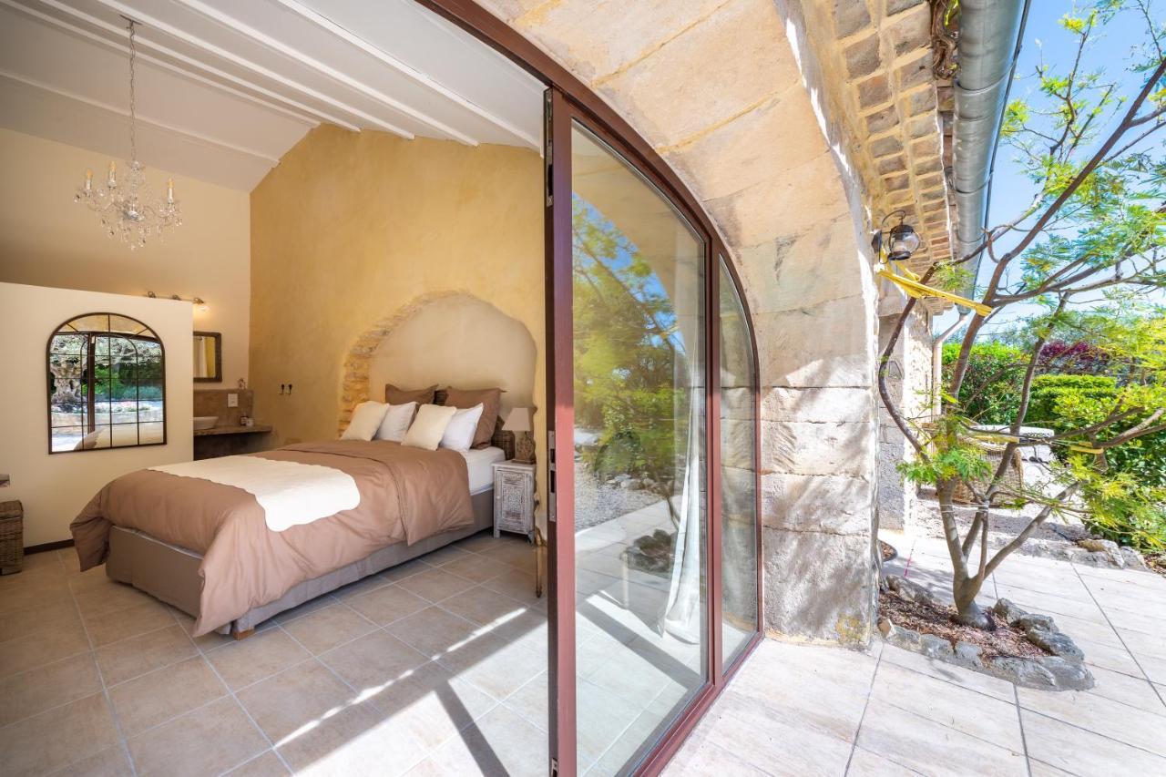 Maison D'Hotes Les Caroubiers Montségur-sur-Lauzon Exterior foto